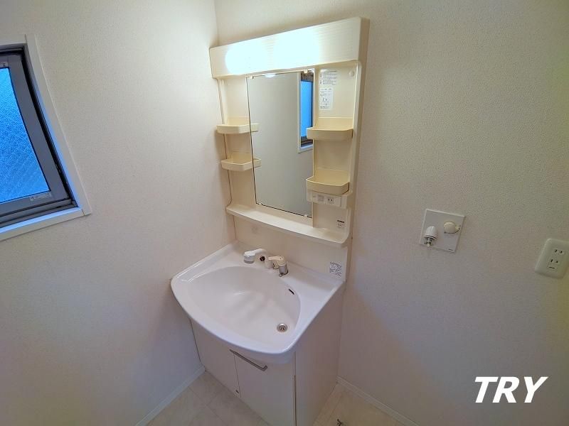 �y���ʏ��z�@