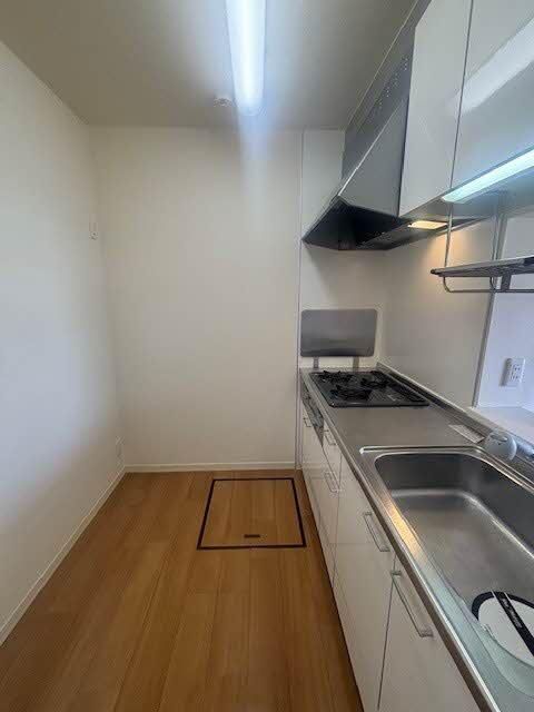 �y�L�b�`���z�@