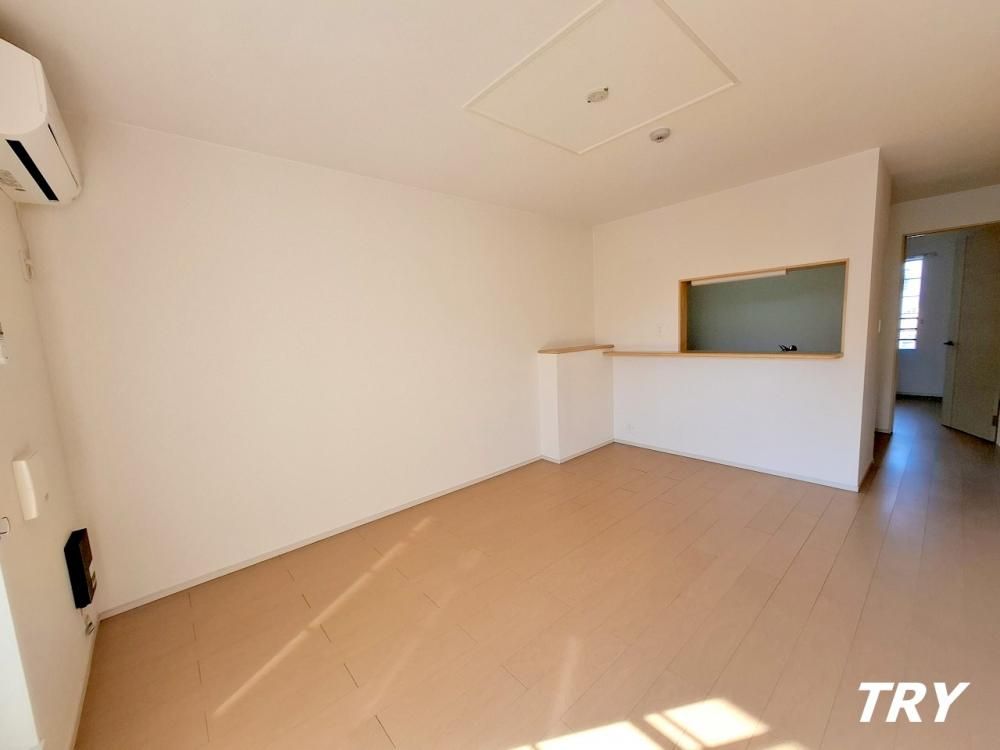 �y�����E���r���O�z�@