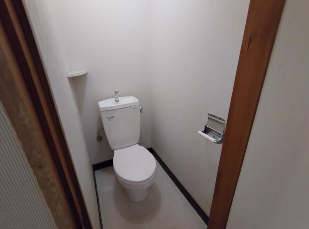 �y�g�C���z�@