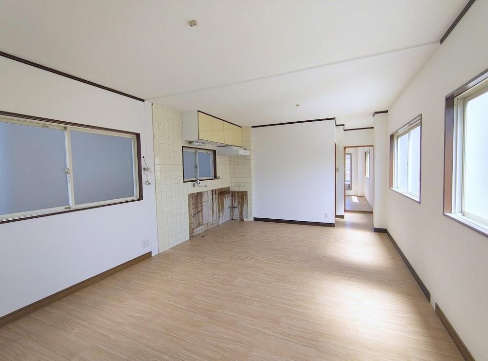 �y���ԁE���r���O�z�@
