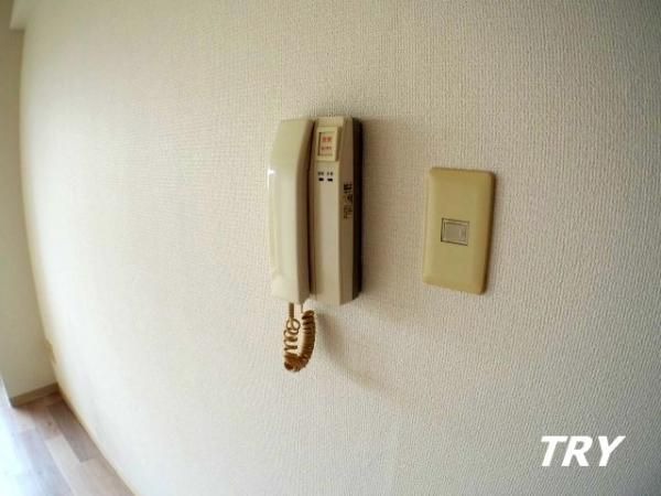 �y���̑��ݔ��z�@