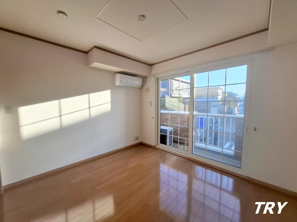 �y�Q���z�@