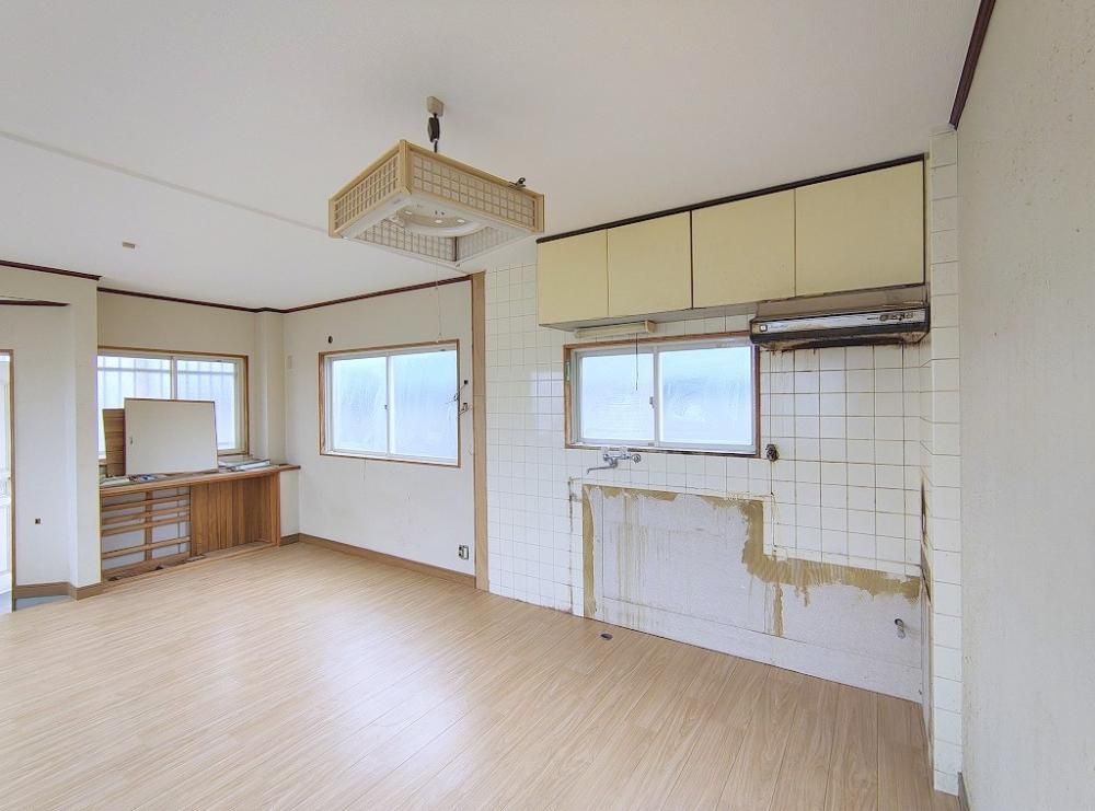 �y���̑������E�X�y�[�X�z�@