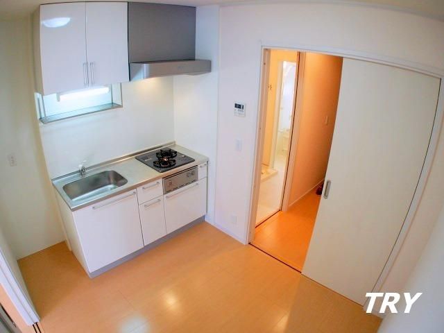 �y�L�b�`���z�@