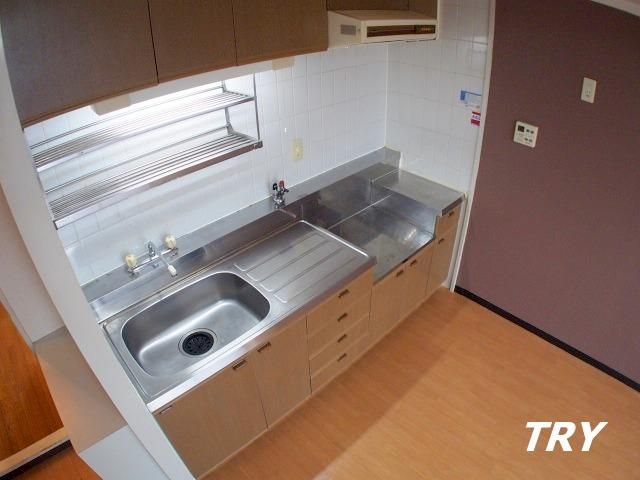 �y�L�b�`���z�@