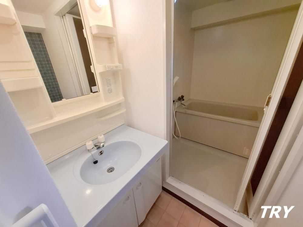 �y���ʏ��z�@