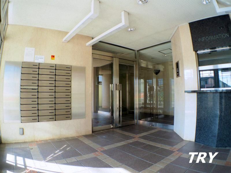 �y�G���g�����X�z�@