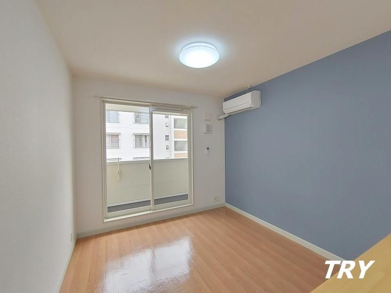 �y���ԁE���r���O�z�@