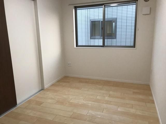 �y���̑������E�X�y�[�X�z�@