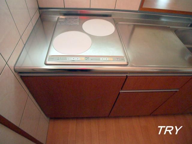 �y�L�b�`���z�@