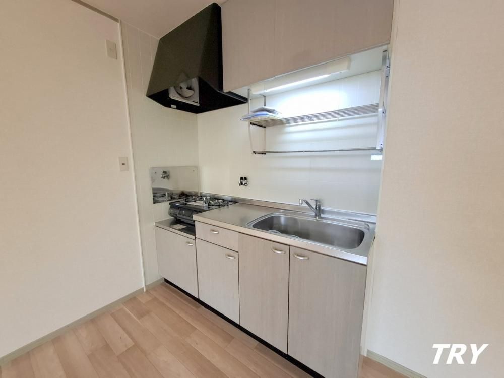 �y�L�b�`���z�@