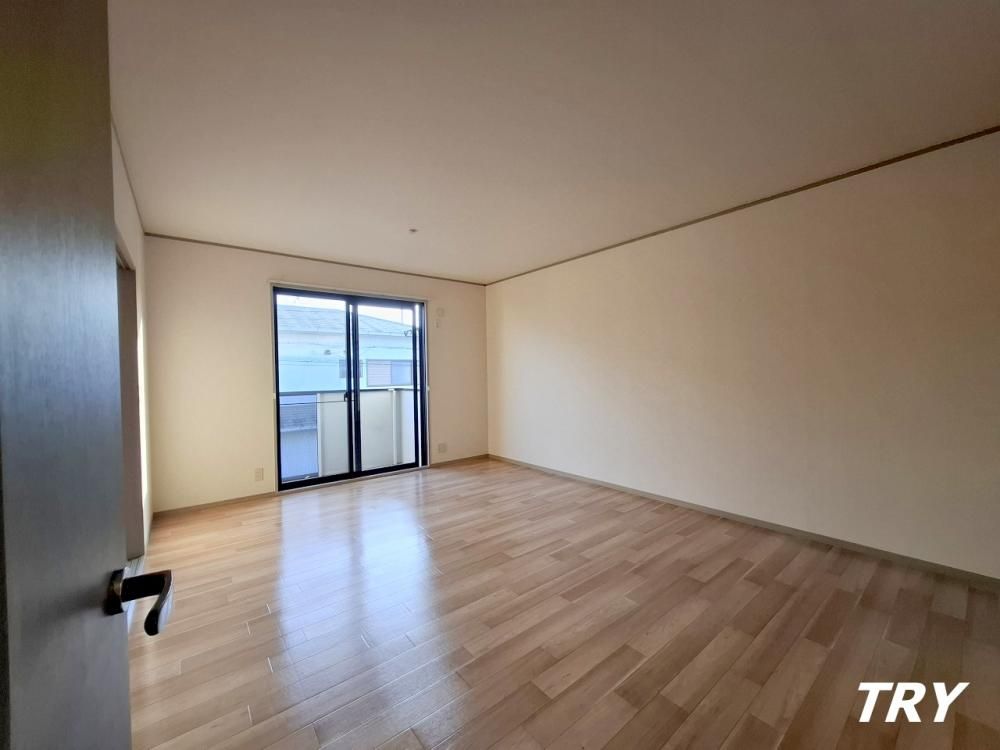 �y���ԁE���r���O�z�@