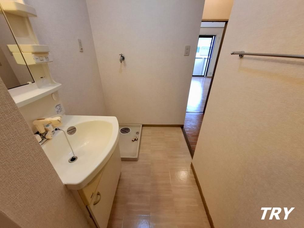 �y���ʏ��z�@