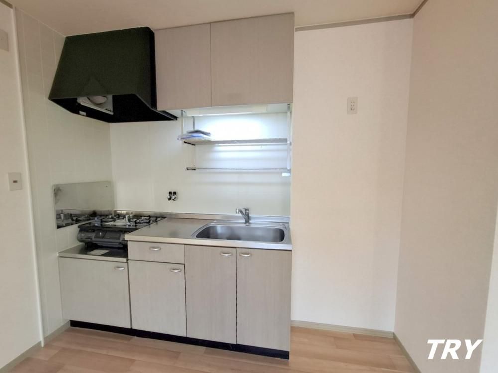 �y�L�b�`���z�@