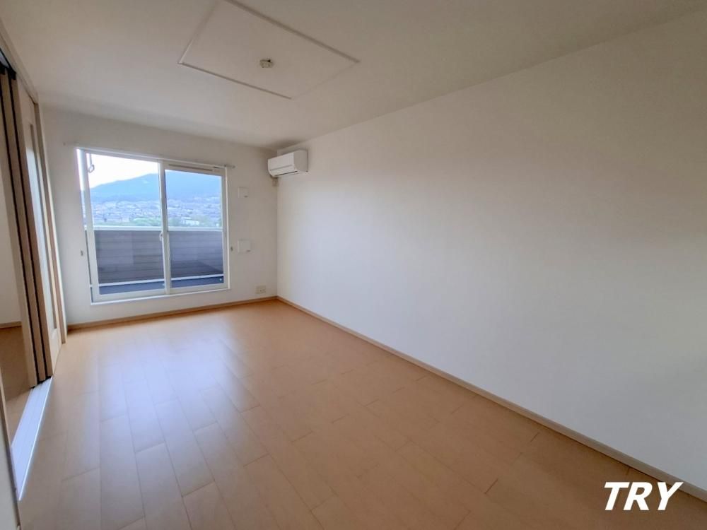 �y���ԁE���r���O�z�@