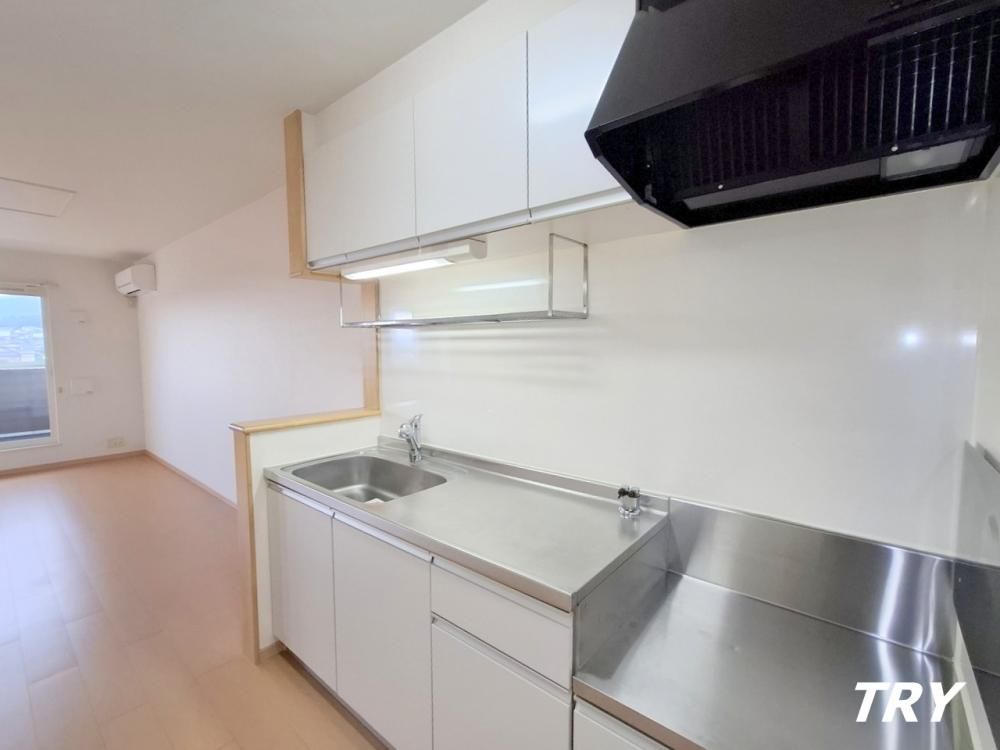 �y�L�b�`���z�@