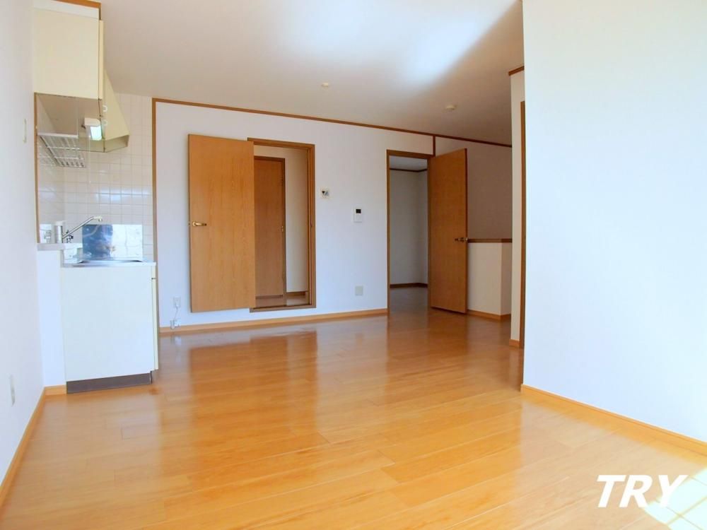 �y���ԁE���r���O�z�@