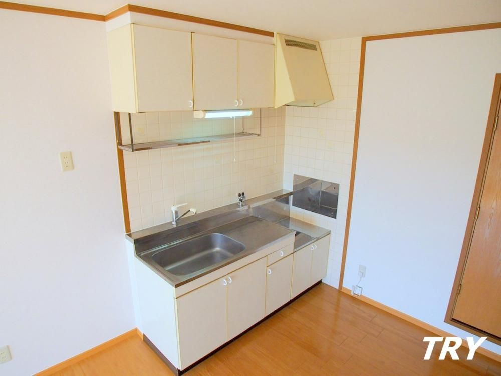 �y�L�b�`���z�@