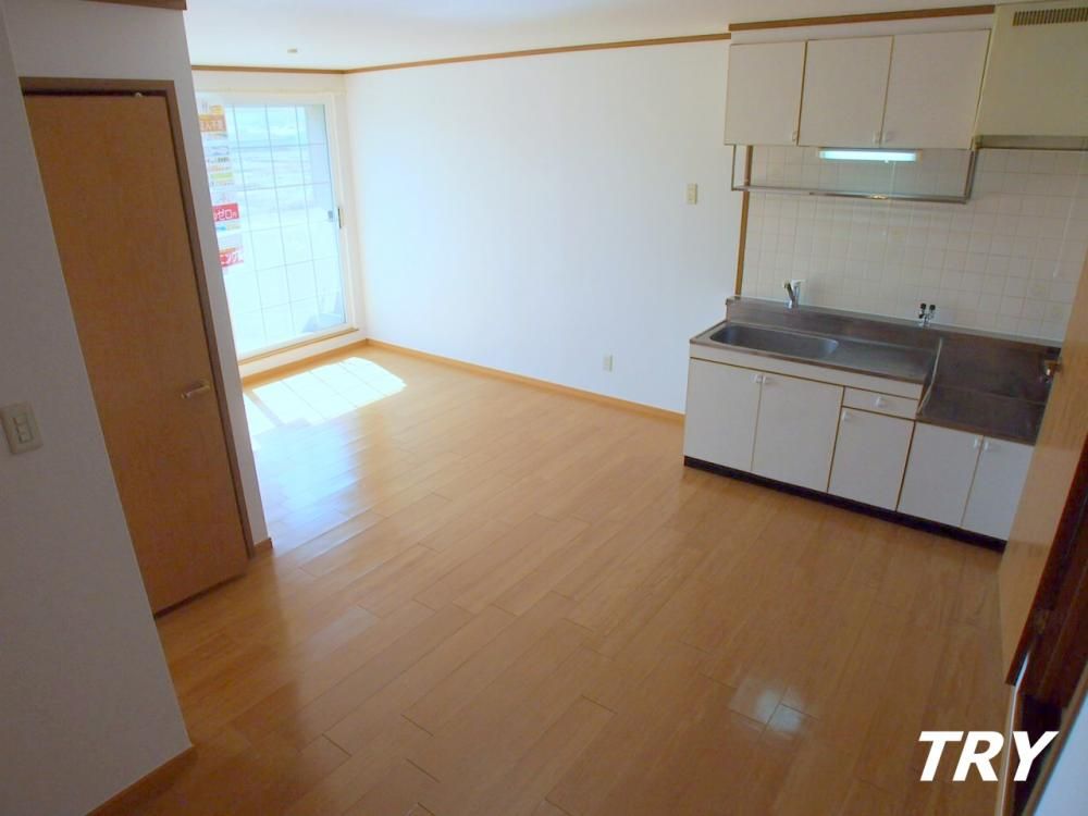 �y�����E���r���O�z�@