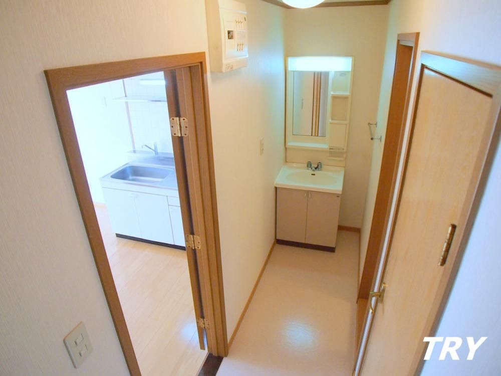 �y���ʏ��z�@