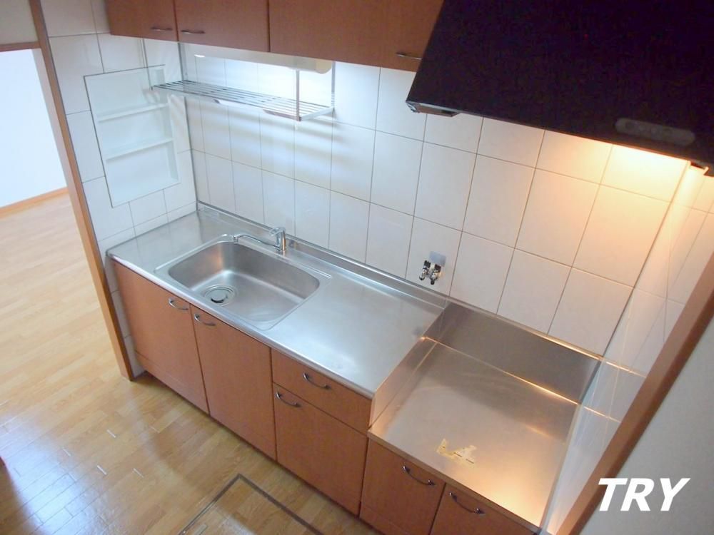 �y�L�b�`���z�@