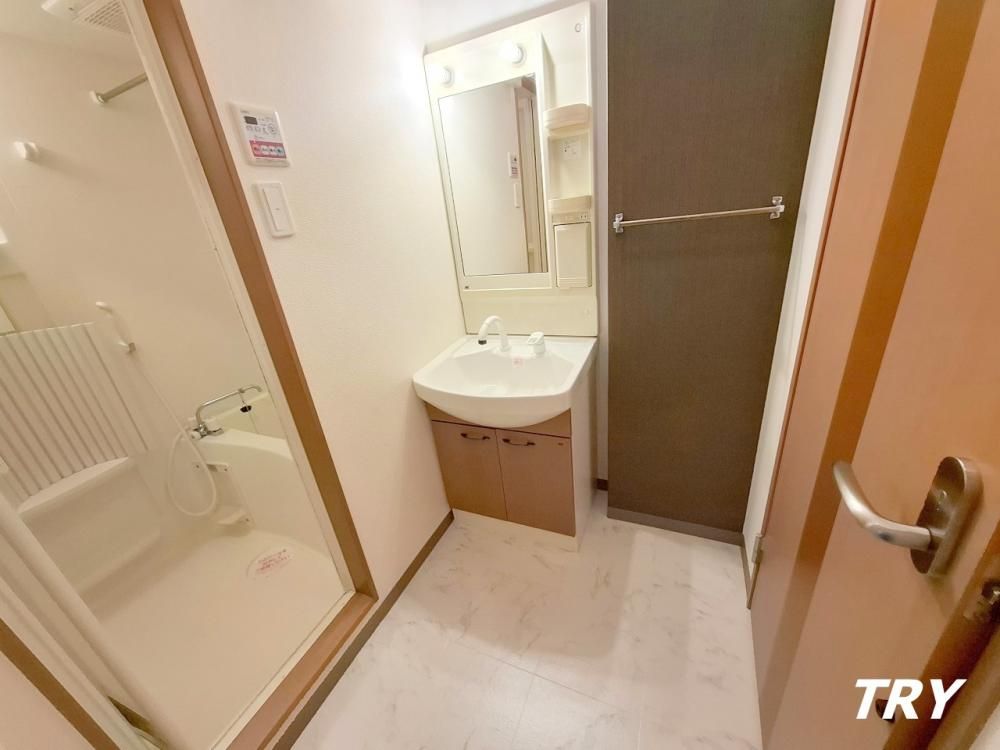 �y���ʏ��z�@