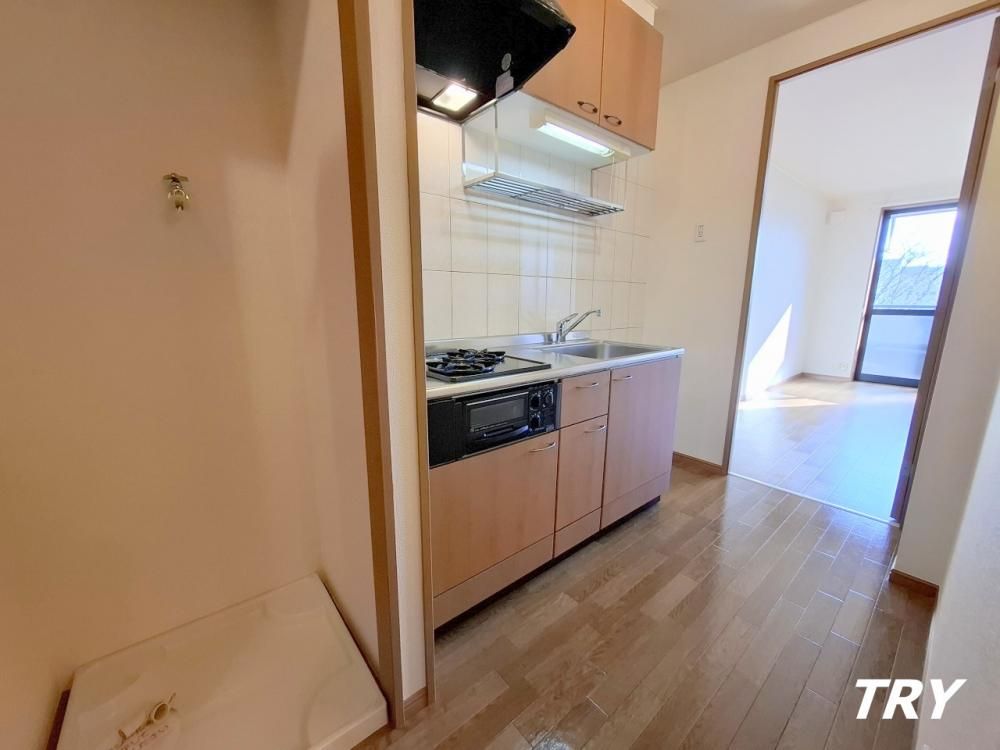 �y�L�b�`���z�@