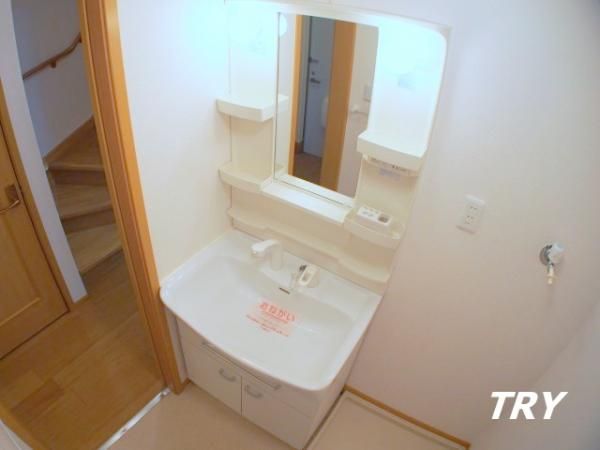 �y���ʏ��z�@�V�����v�[�h���b�T�[