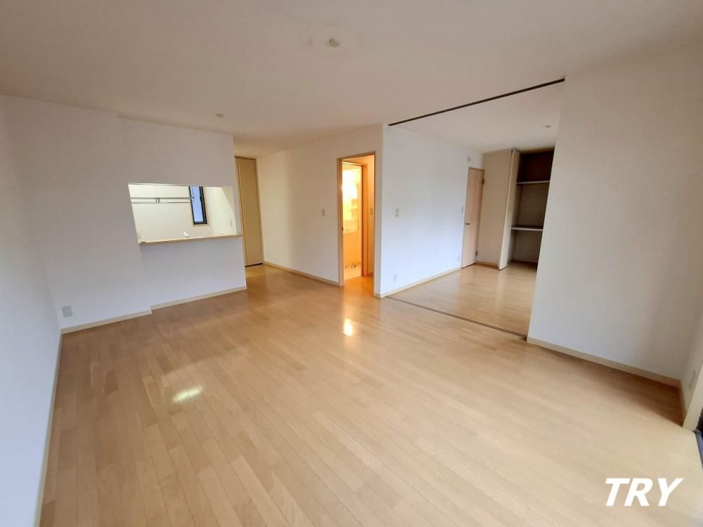 �y���ԁE���r���O�z�@