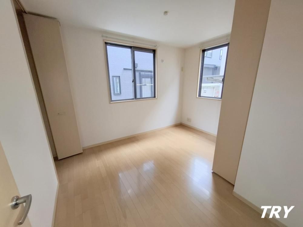 �y�Q���z�@