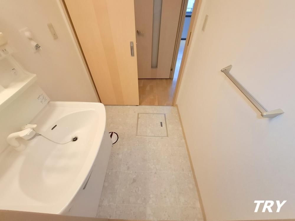 �y���ʏ��z�@