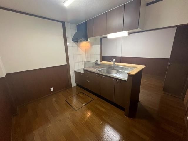 �y�L�b�`���z�@