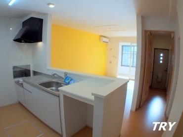 �y���ԁE���r���O�z�@