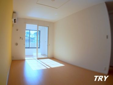 �y���ԁE���r���O�z�@