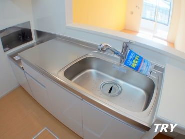 �y�L�b�`���z�@