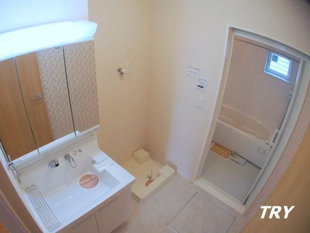 �y���ʏ��z�@