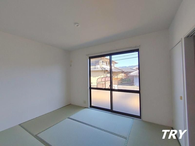 �y�Q���z�@