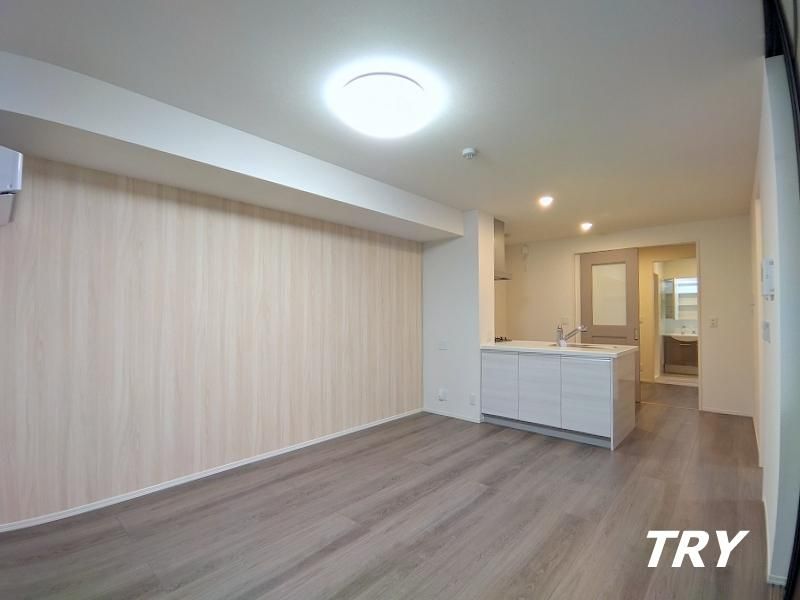 �y���ԁE���r���O�z�@