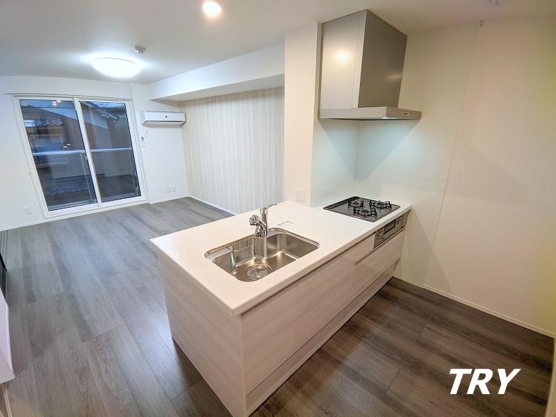 �y�L�b�`���z�@