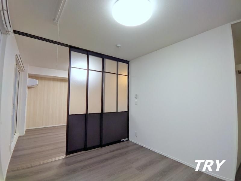 �y�Q���z�@