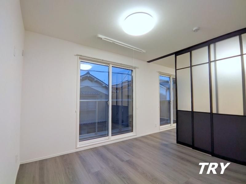 �y�Q���z�@