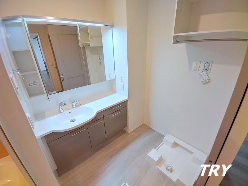 �y���ʏ��z�@