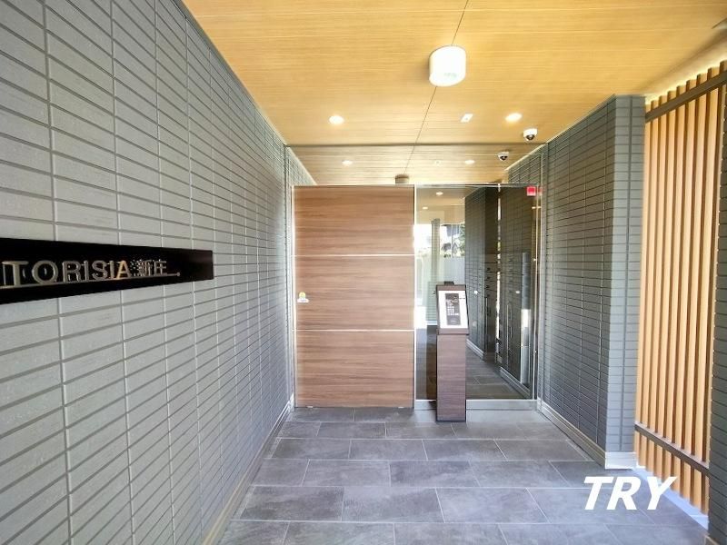 �y�G���g�����X�z�@