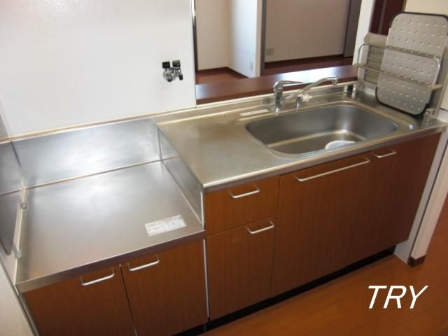 �y�L�b�`���z�@