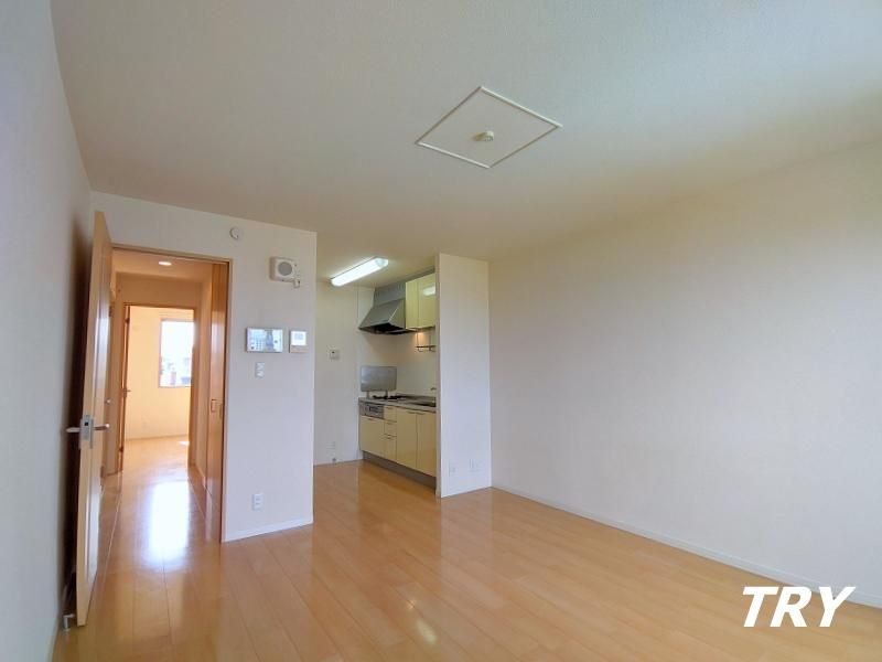 �y���ԁE���r���O�z�@