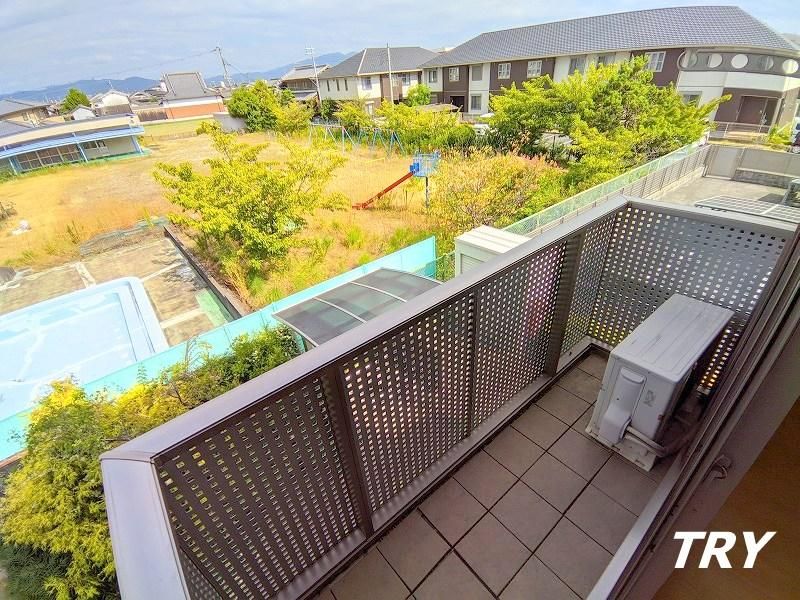 �y�o���R�j�[�z�@