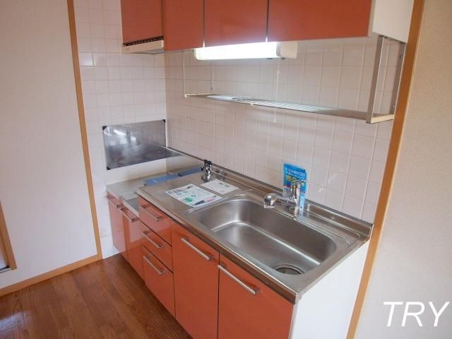 �y�L�b�`���z�@