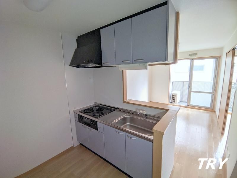 �y�L�b�`���z�@