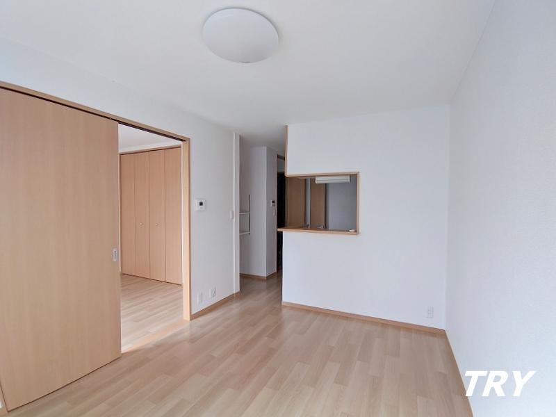 �y���ԁE���r���O�z�@